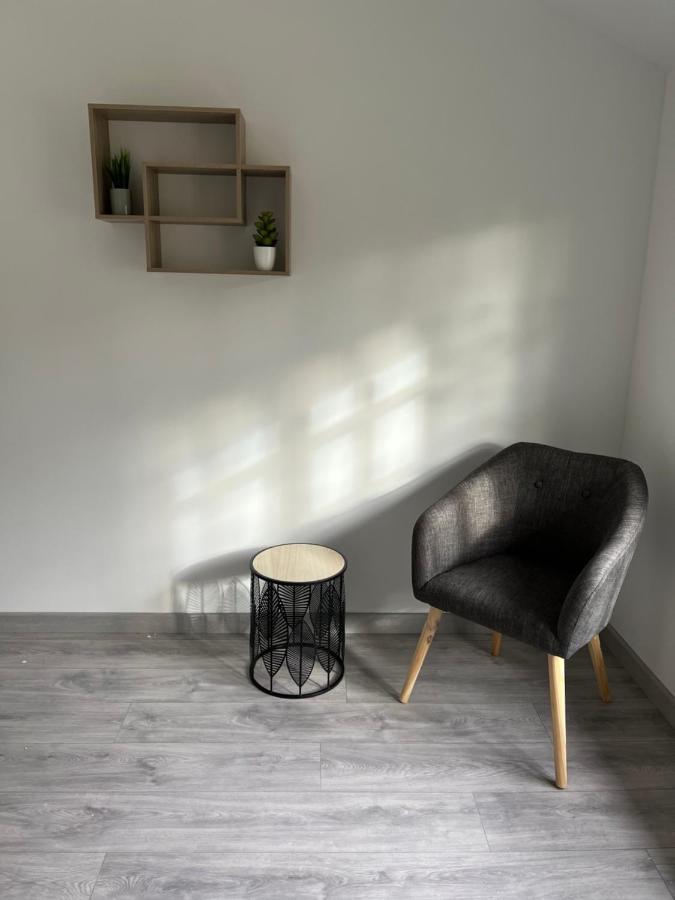 Appartement Chaleureux Proche Rer/ Cdg / Parc Expo Севран Екстериор снимка