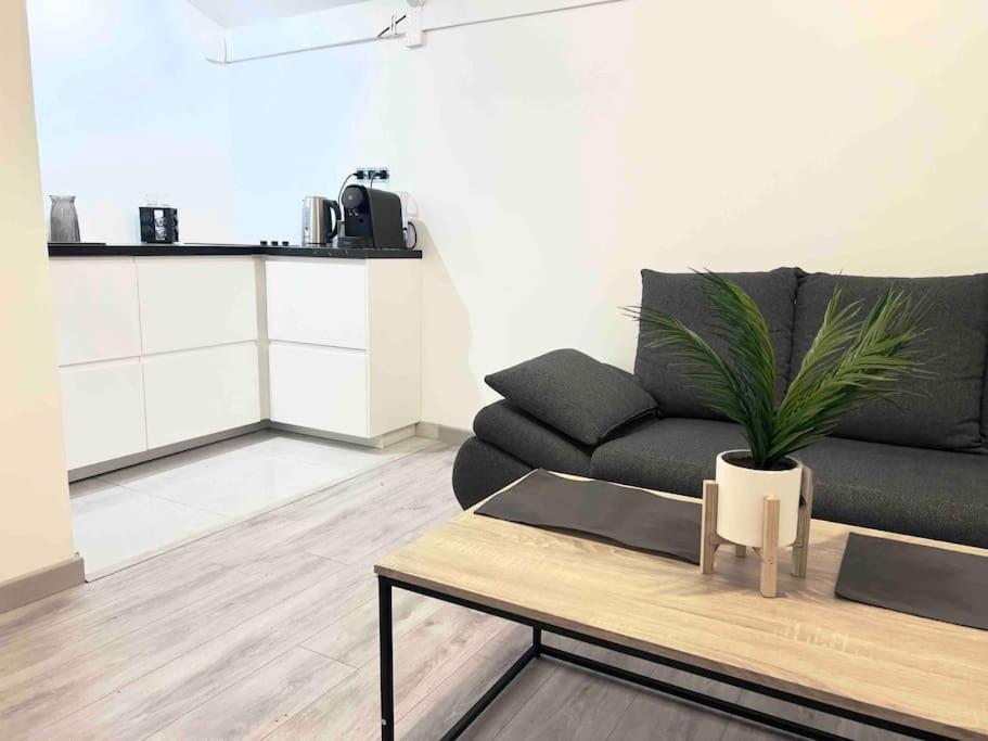 Appartement Chaleureux Proche Rer/ Cdg / Parc Expo Севран Екстериор снимка